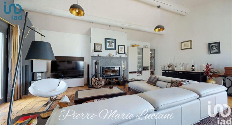 Maison - 185 m² - 6 pièces