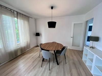 Appartement - 86 m² - 3 pièces
