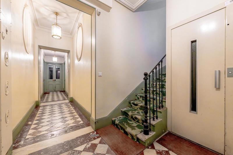 Appartement - 85 m² - 4 pièces