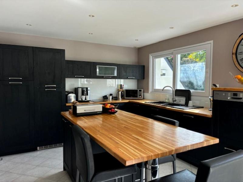 Maison - 235 m² - 6 pièces