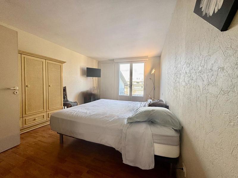 Appartement - 194 m² - 7 pièces