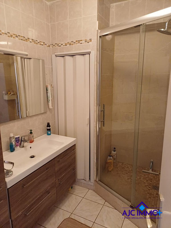 Appartement - 96 m² - 4 pièces