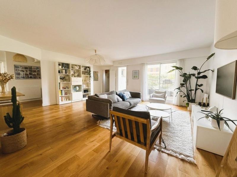 Appartement - 122 m² - 6 pièces