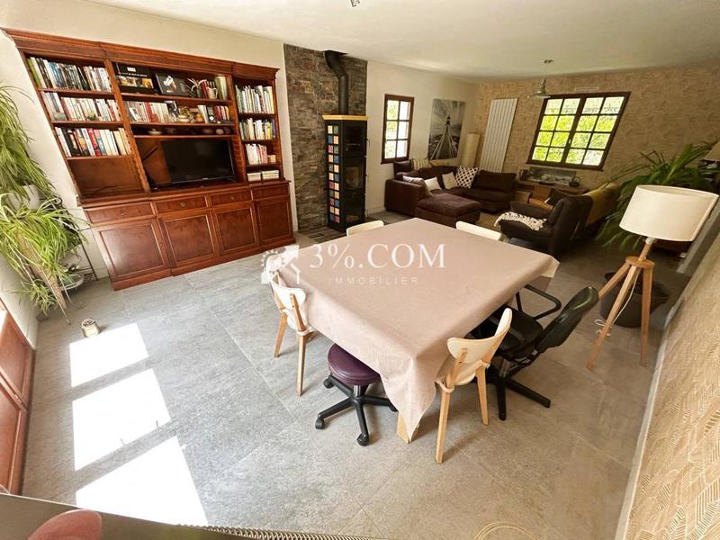 Maison - 205 m² - 8 pièces