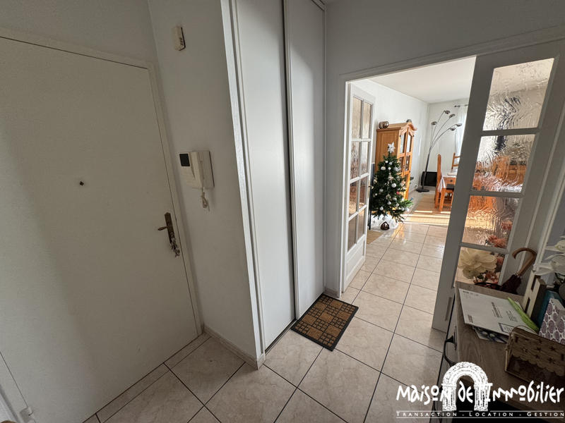 Appartement - 77 m² - 3 pièces