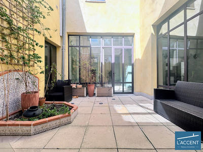 Appartement - 197 m² - 6 pièces