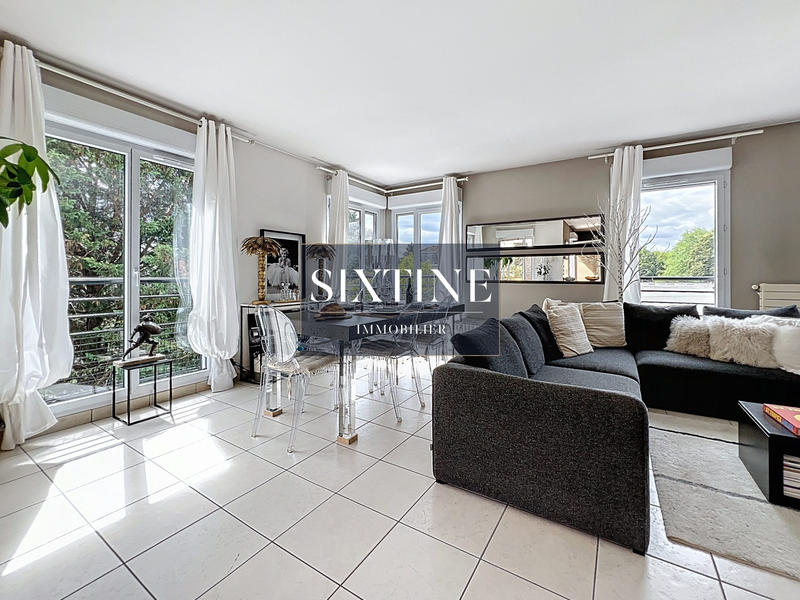 Appartement - 106 m² - 4 pièces