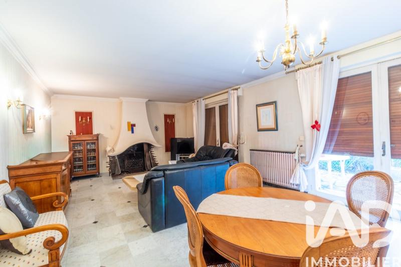 Maison - 162 m² - 6 pièces