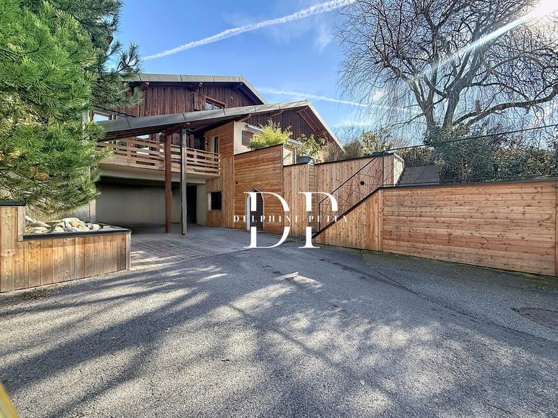 Maison - 165 m² - 7 pièces