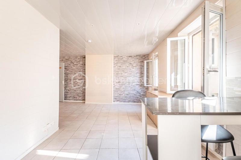 Studio - 27 m² - 1 pièce