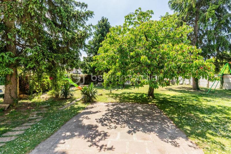 Maison - 105 m² - 6 pièces