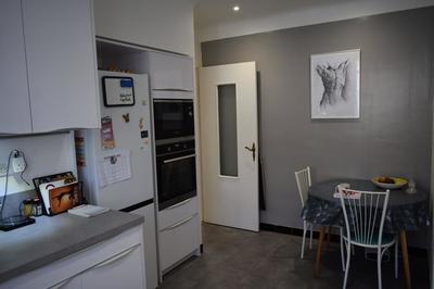 Maison - 159 m² - 12 pièces