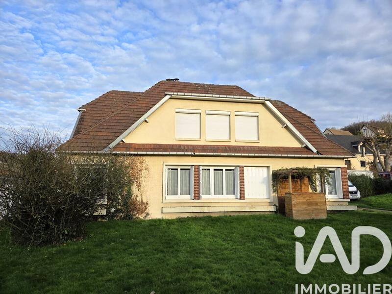 Maison - 151 m² - 6 pièces