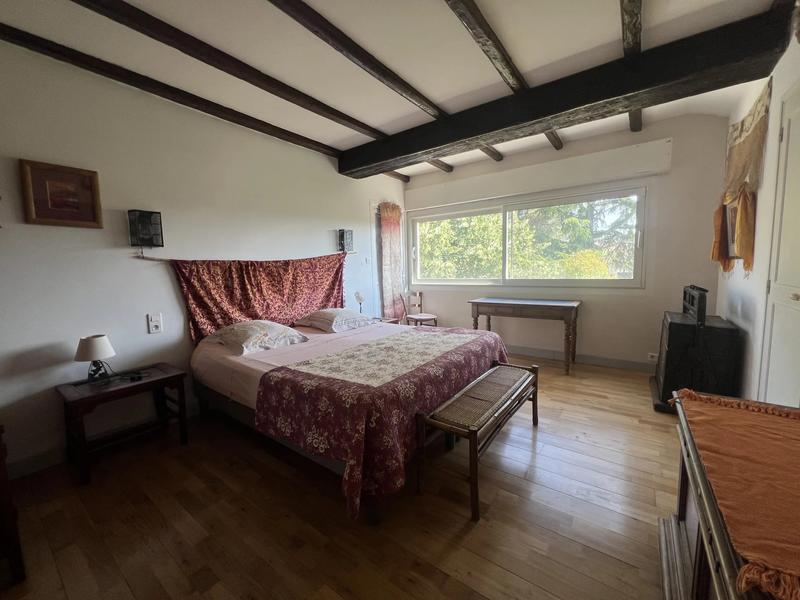 Villa - 200 m² - 8 pièces