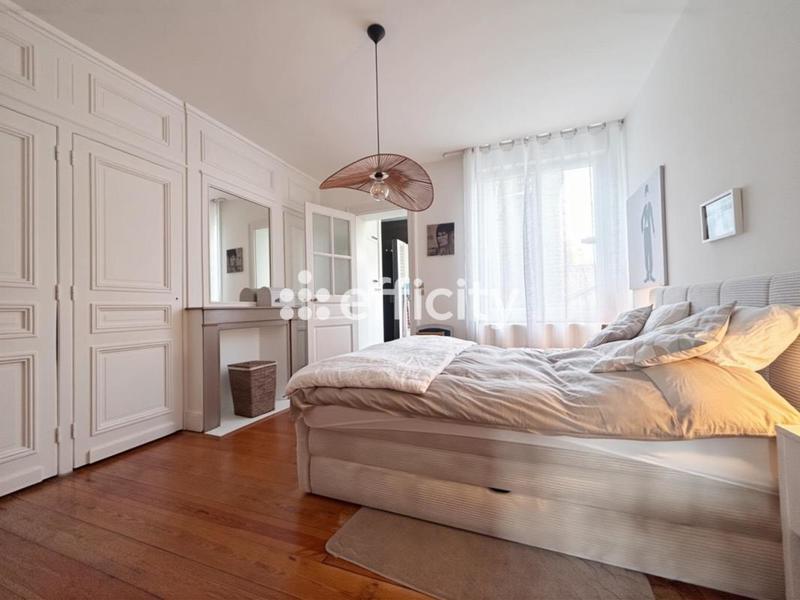 Appartement - 103 m² - 4 pièces