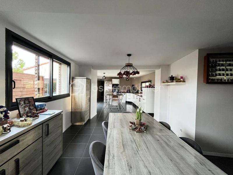 Maison en pierre - 172 m² - 6 pièces