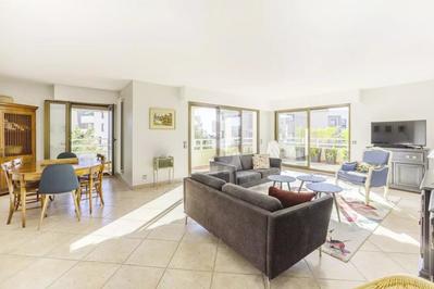 Appartement - 102 m² - 4 pièces