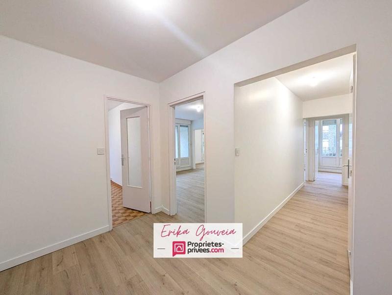 Appartement - 82 m² - 3 pièces