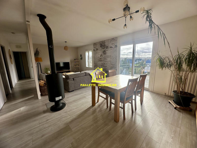 Maison - 111 m² - 4 pièces