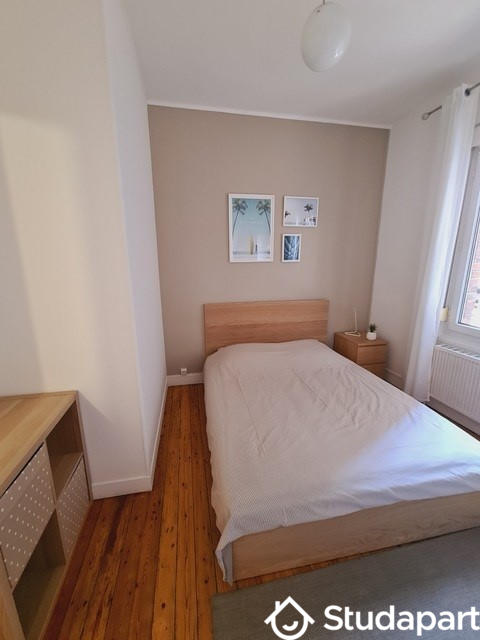 Chambre - 13 m² - 1 pièce