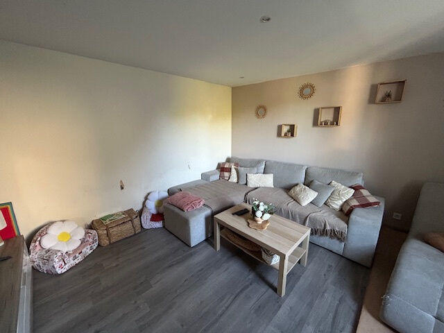 Maison - 93 m² - 5 pièces