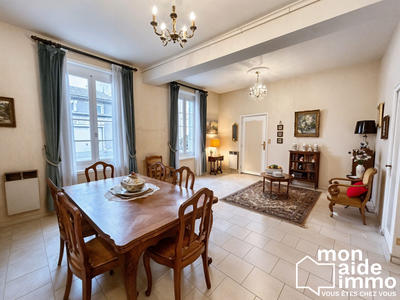 Maison - 156 m² - 6 pièces