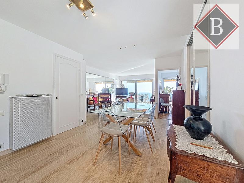 Appartement - 95 m² - 4 pièces