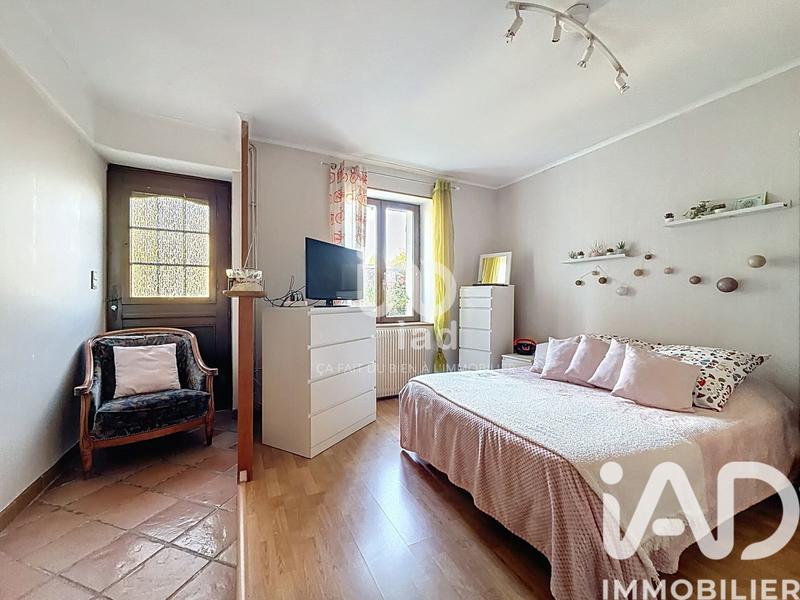 Appartement - 200 m² - 6 pièces