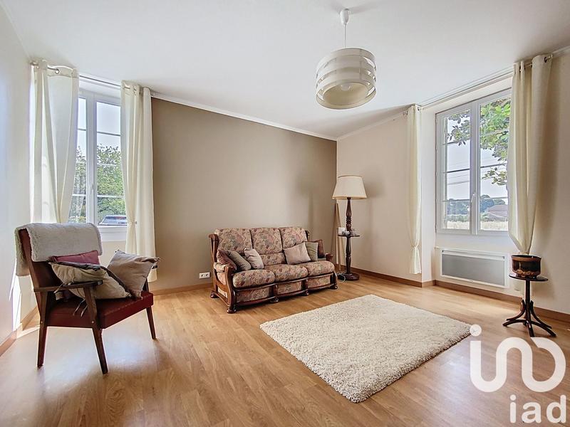 Maison - 267 m² - 9 pièces