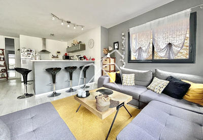 Appartement - 108 m² - 4 pièces