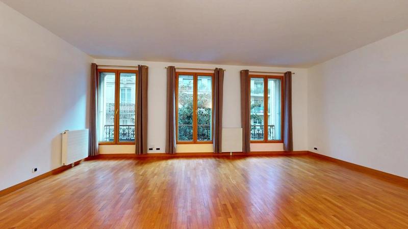 Appartement - 120 m² - 4 pièces