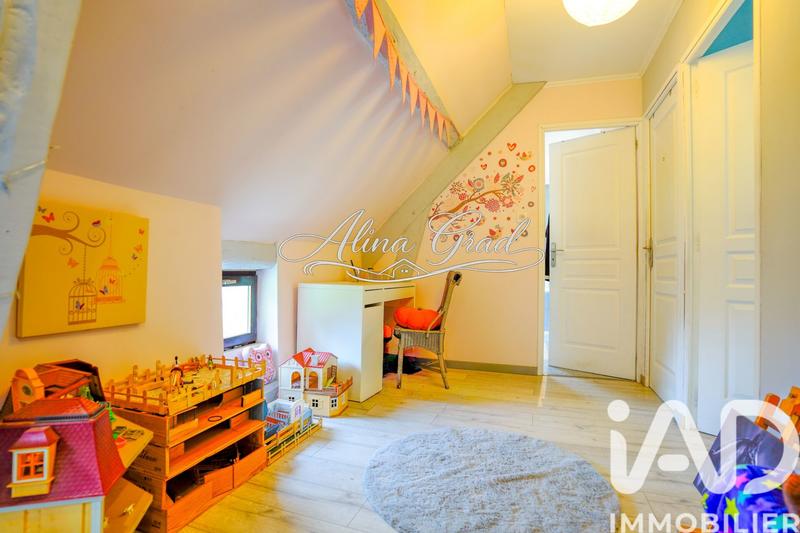 Maison - 172 m² - 7 pièces