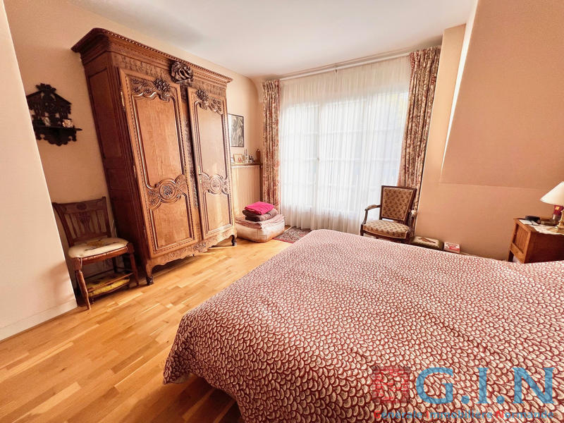 Maison - 146 m² - 7 pièces