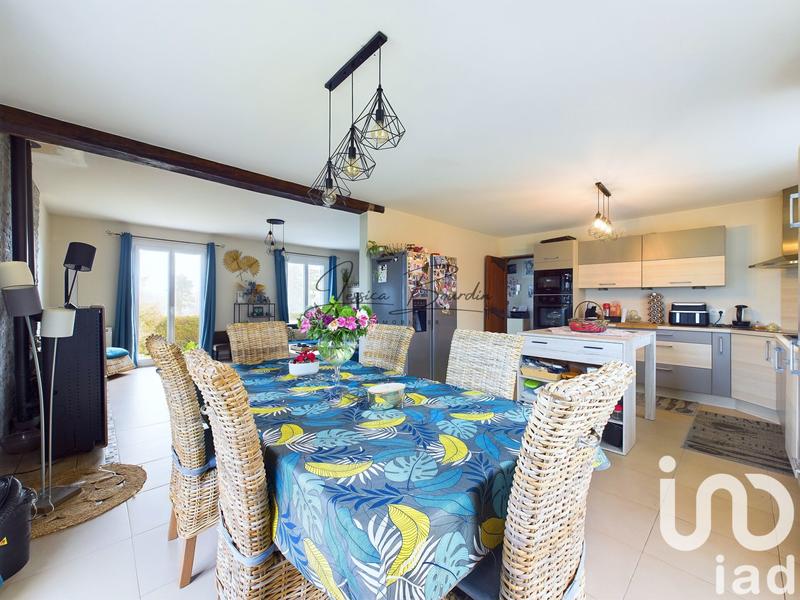 Maison - 260 m² - 7 pièces