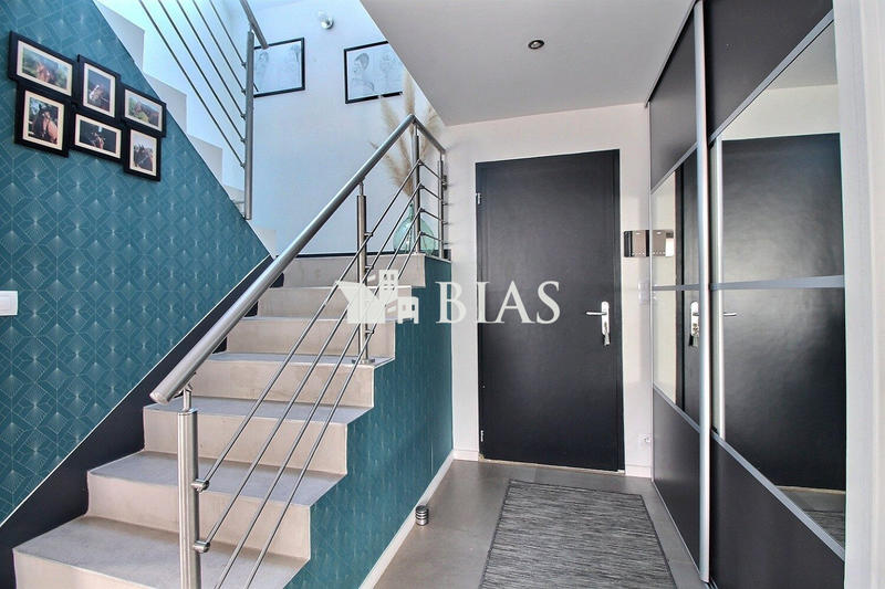 Maison contemporaine - 156 m² - 7 pièces