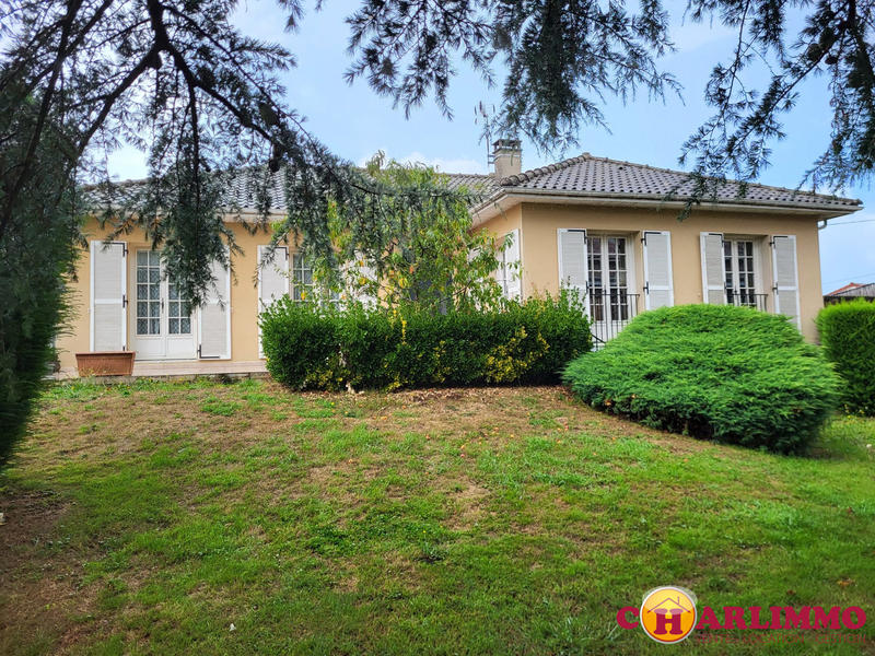 Maison traditionnelle - 113 m² - 6 pièces