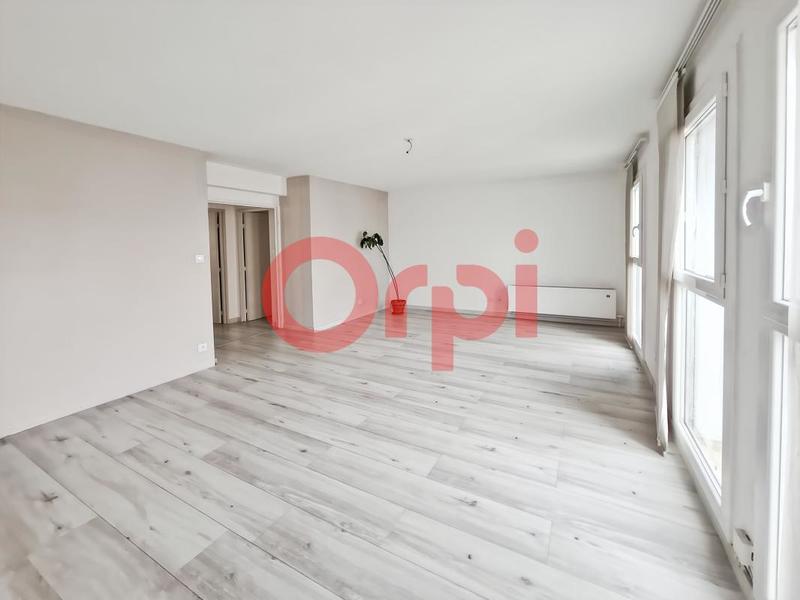 Appartement - 96 m² - 5 pièces