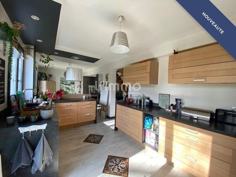 Maison - 135 m² - 6 pièces