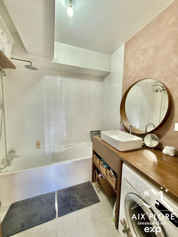 Appartement - 92 m² - 4 pièces