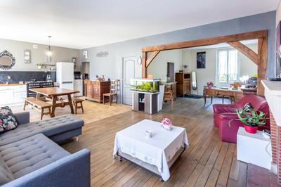 Maison - 111 m² - 6 pièces