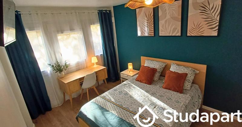 Chambre - 9 m² - 1 pièce