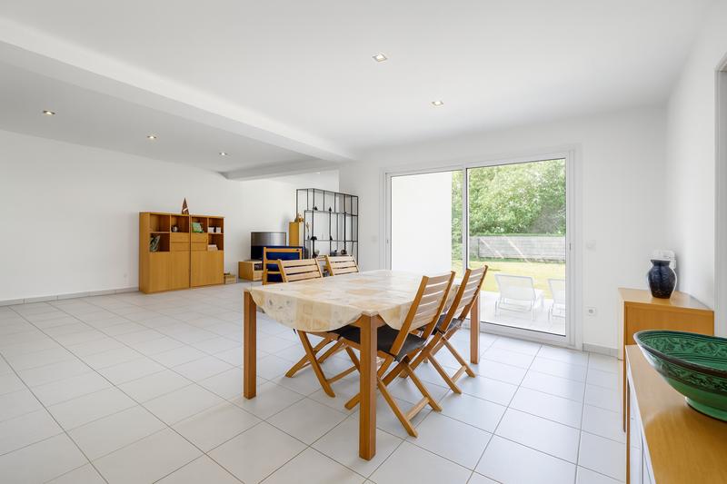 Maison - 111 m² - 5 pièces