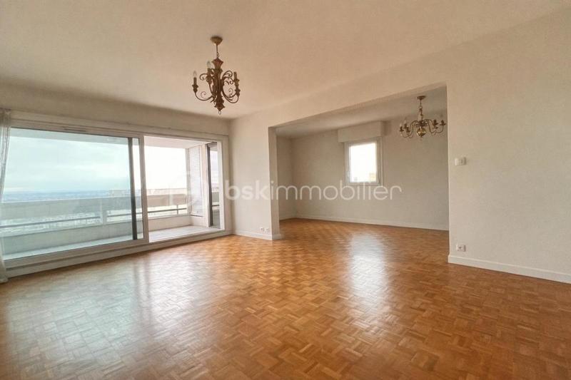 Appartement - 115 m² - 5 pièces