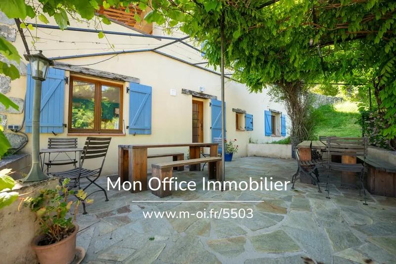 Ferme - 365 m² - 13 pièces