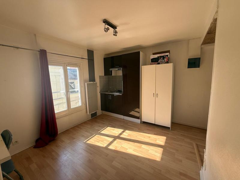 Appartement - 15 m² - 1 pièce