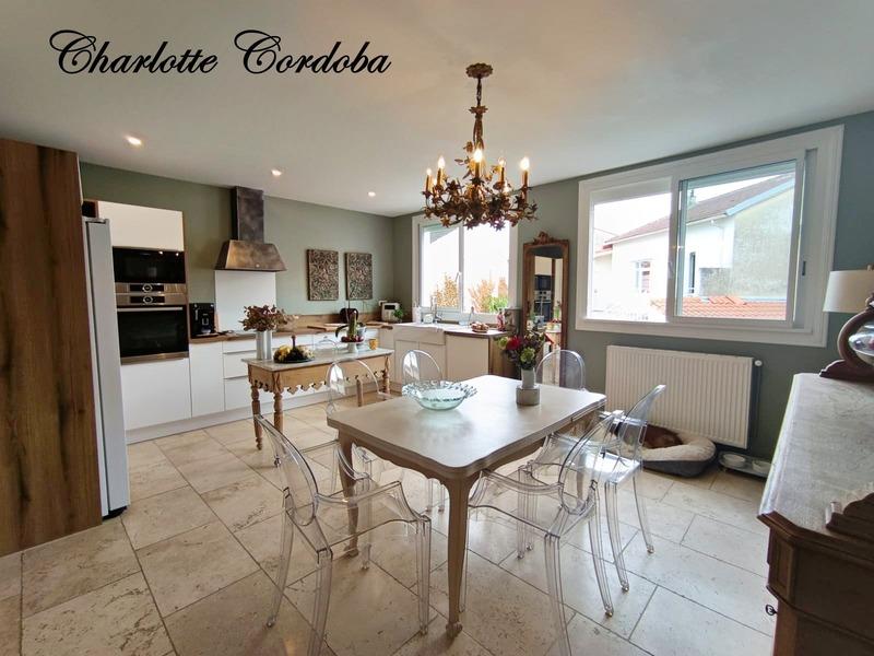 Maison de ville - 142 m² - 6 pièces