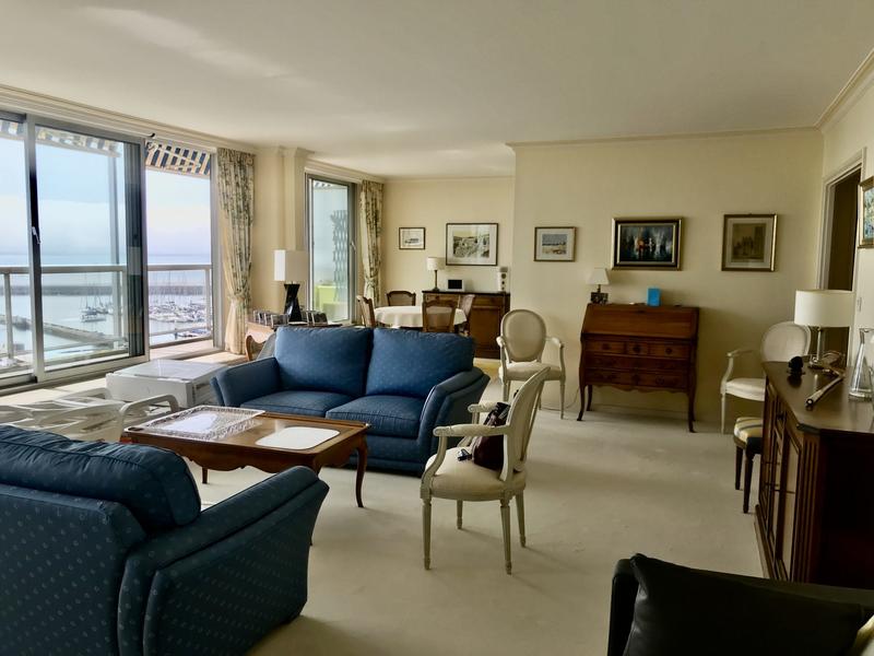 Appartement - 125 m² - 5 pièces