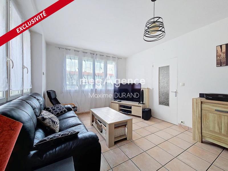 Maison - 182 m² - 9 pièces