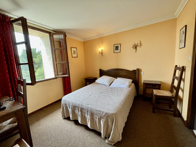 Maison de village - 180 m² - 10 pièces