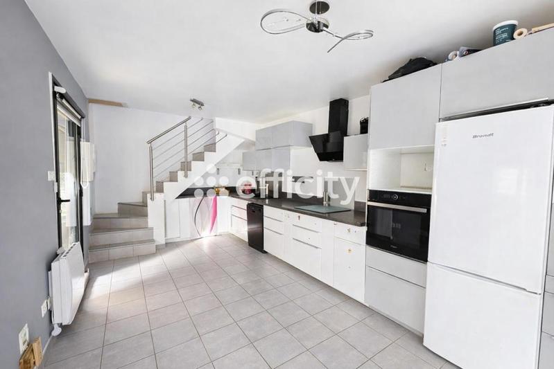 Maison - 75 m² - 4 pièces